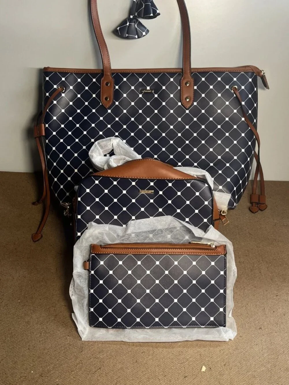 Lovevook Navy Diamond Geometric Tote bag With Matching Handbag & Wallet